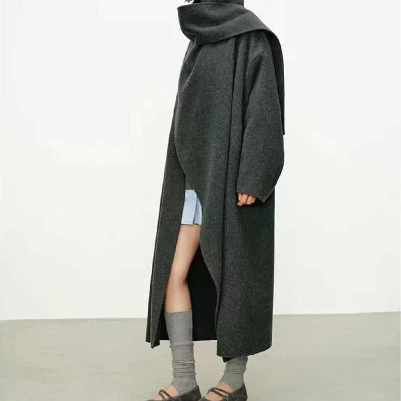 Long-haired coat, customizable, with multiple fabric styles to choose from